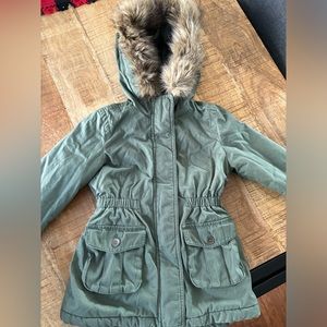 Gap Faux Fur-Hooded Winter Jacket (small 6-7)
